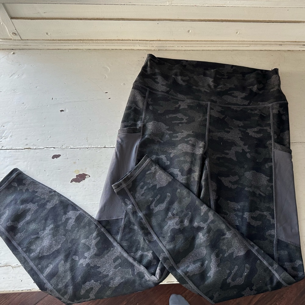 On The Go PowerHold High Waisted Legging